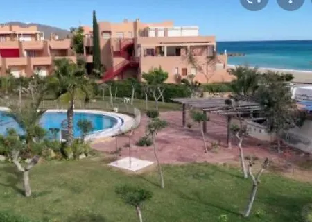 Apartamento Natura Mediterranea Estudio Naturista Primera Linea Con Piscina *
